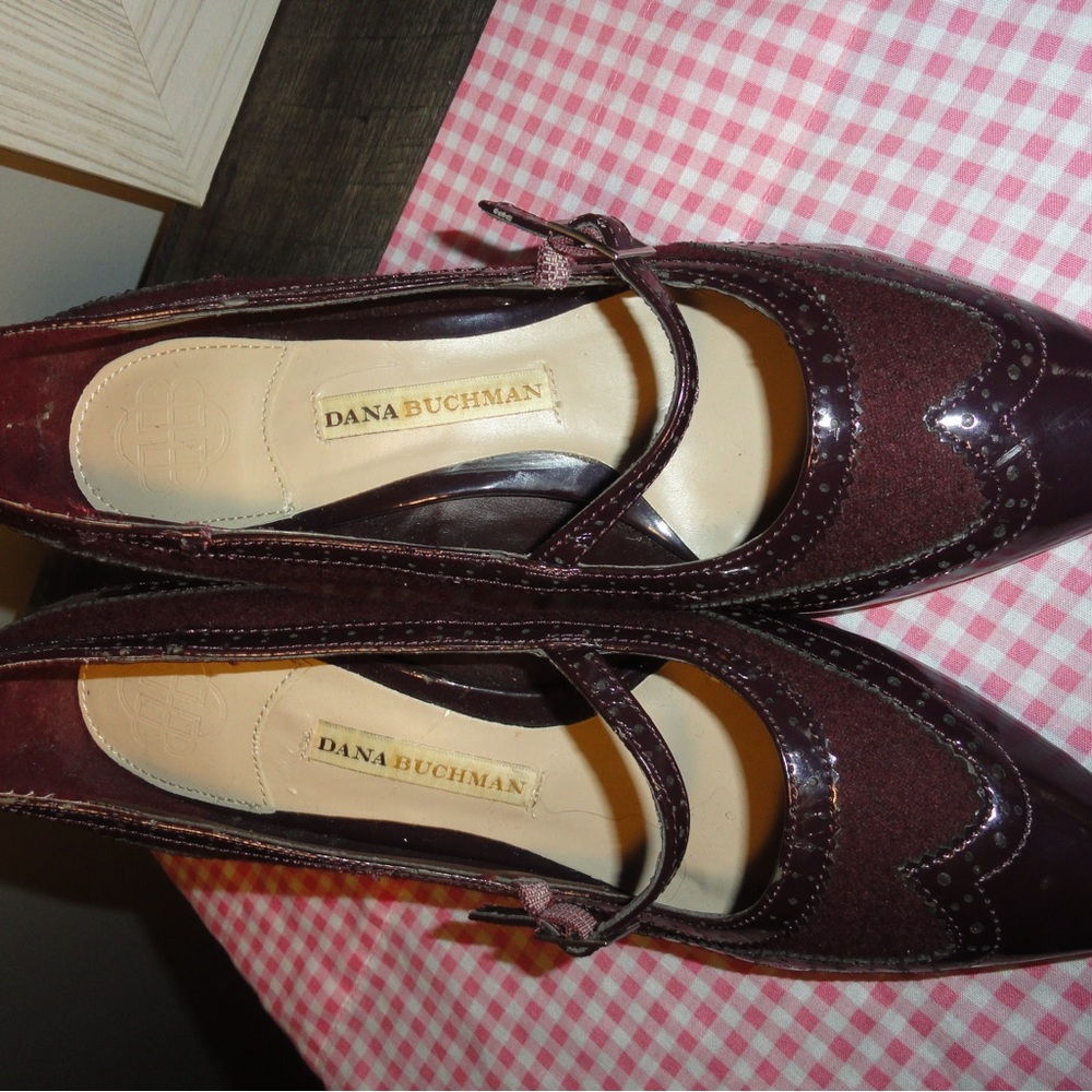 Dana Buchman Brown Heels with Classic Strap